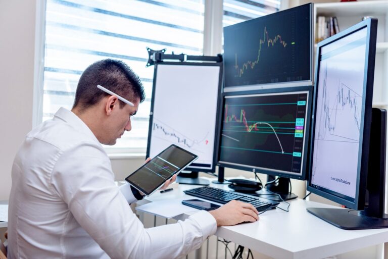 Why tech stocks tumbled: AI uncertainties and semiconductor earnings pressure investors June 2026 - Featured image