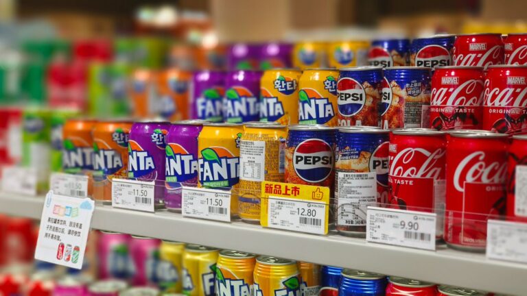 Consumer Sector Stocks Ready for Bounce: Investment Ideas for Now - Featured image